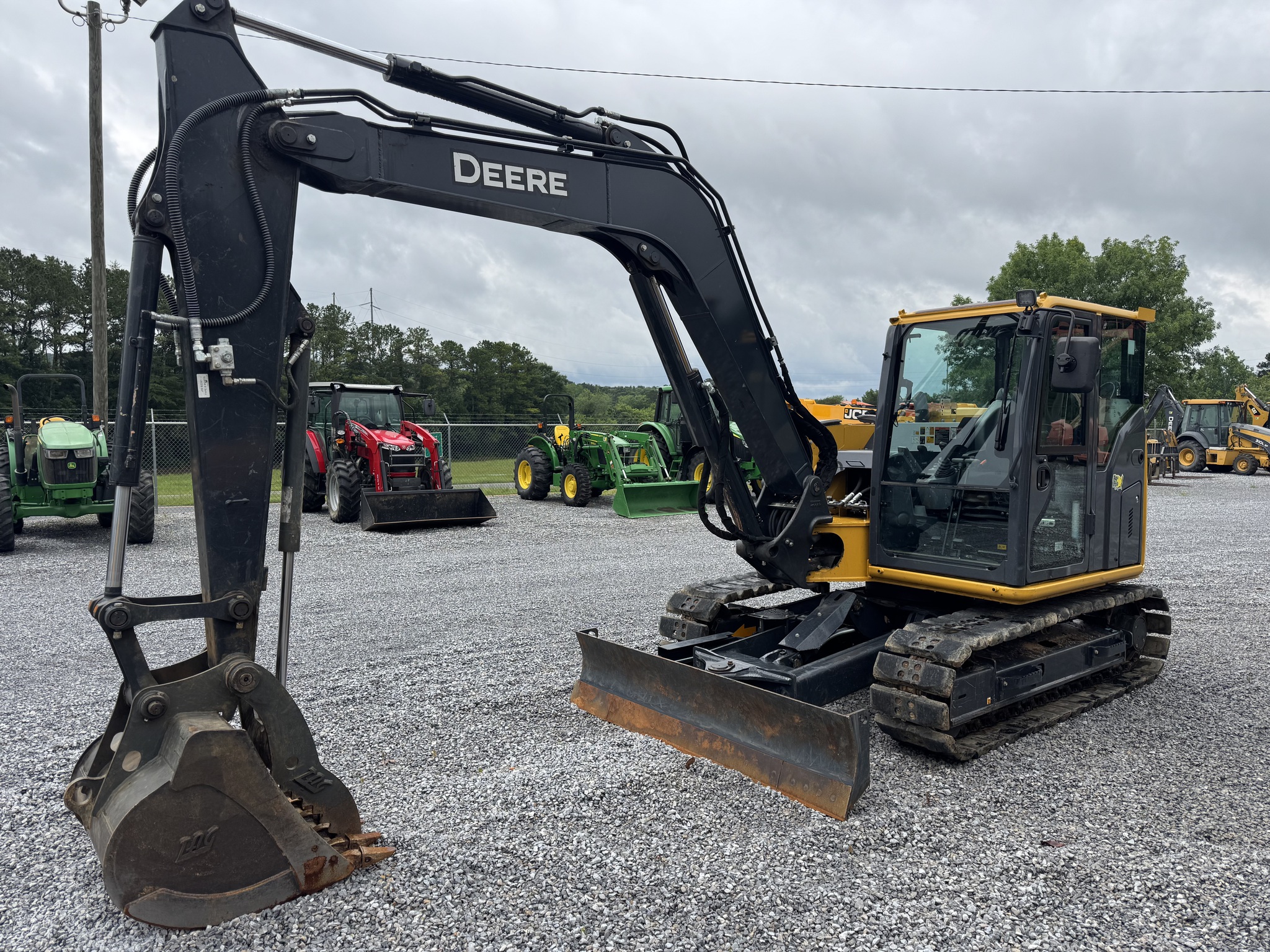2024 John Deere 85 P Image 4