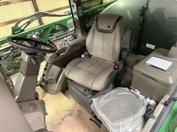 Photo of 2024 John Deere 410R