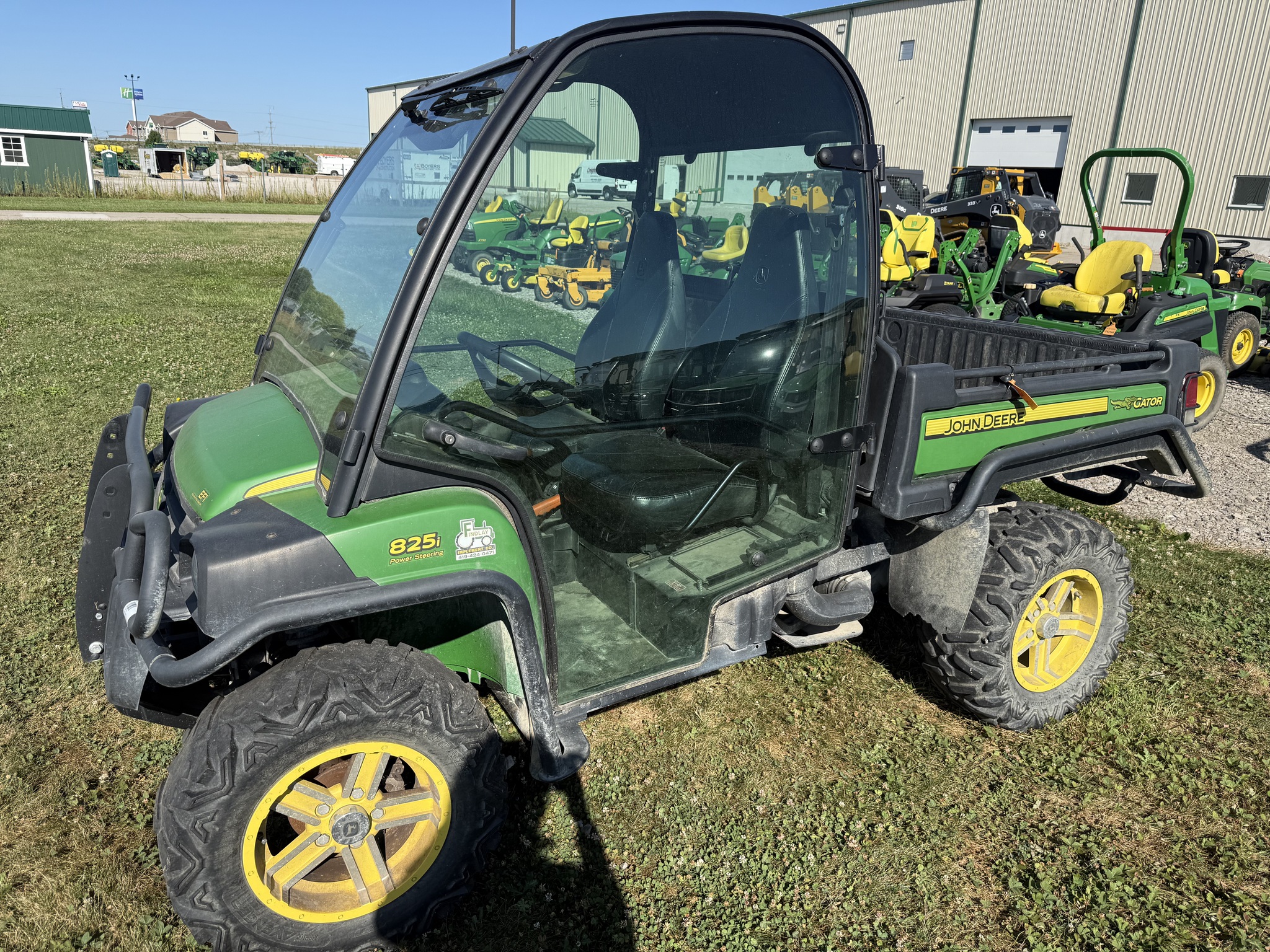2014 John Deere XUV 825i Power Steering Image 2