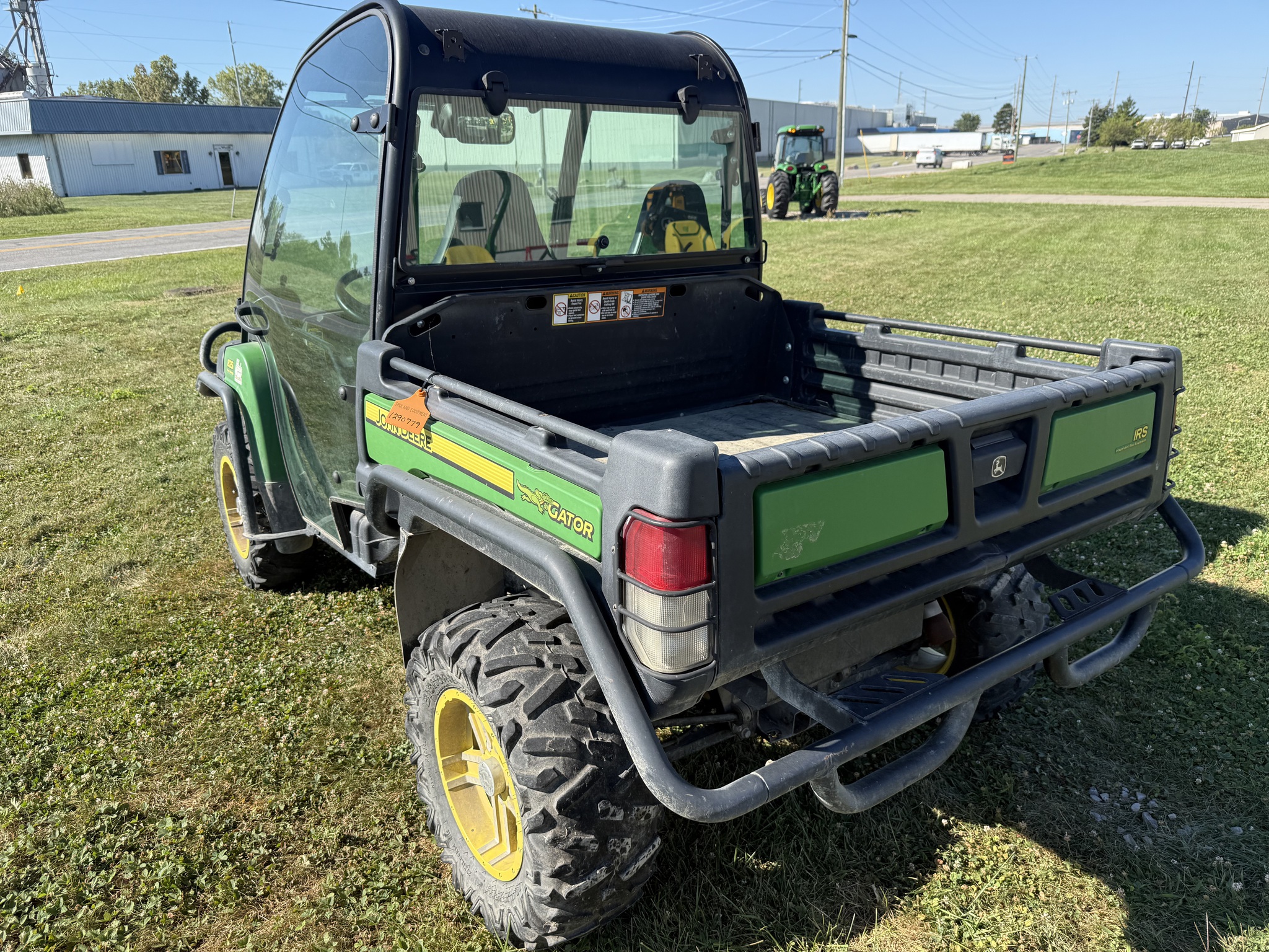 2014 John Deere XUV 825i Power Steering Image 3