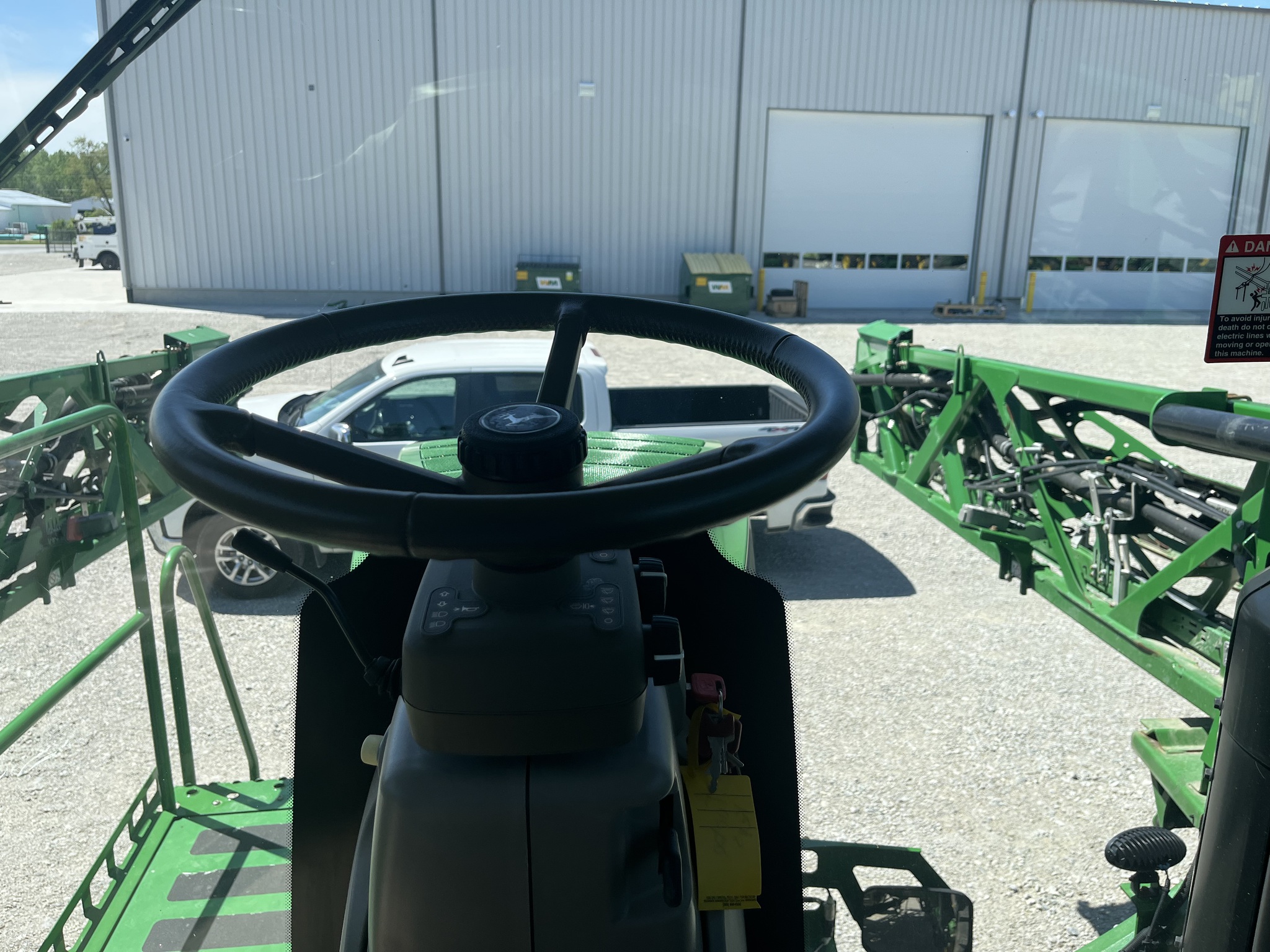 2019 John Deere R4044 Image 9