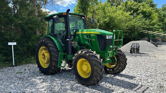 Photo of 2023 John Deere 6120E