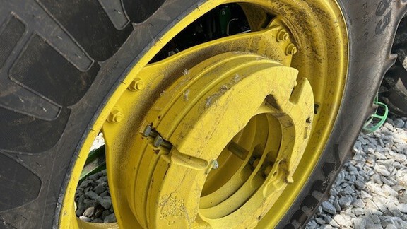 Photo of 2023 John Deere 6120E