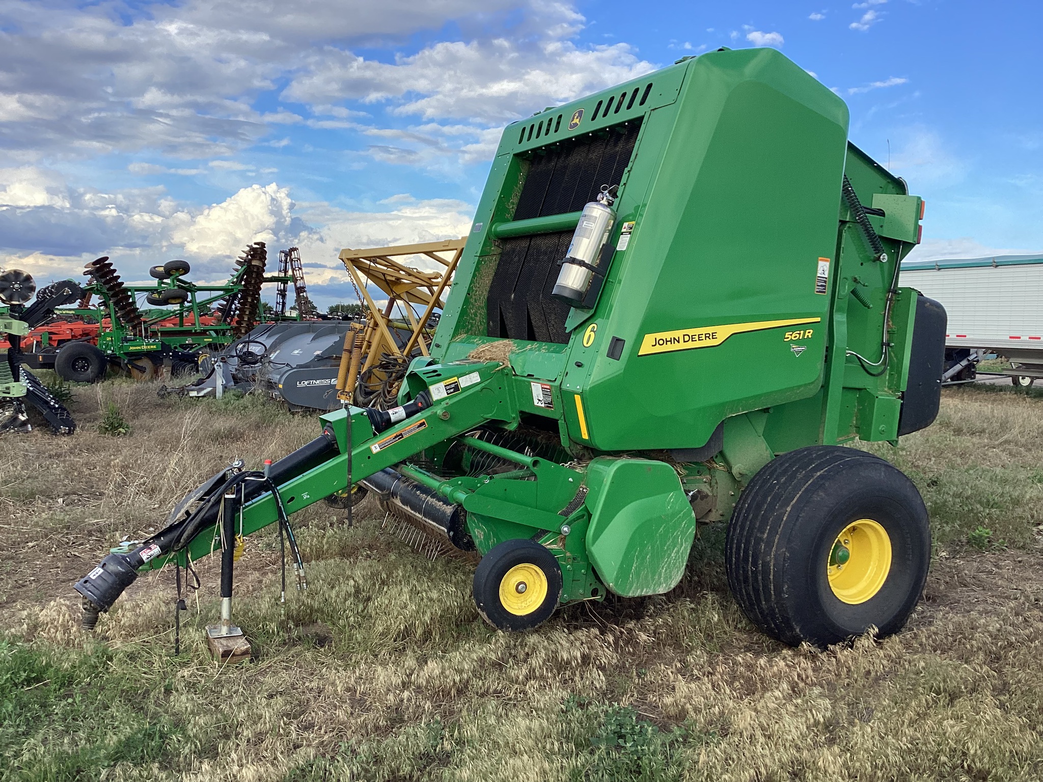 2024 John Deere 561R Image 2