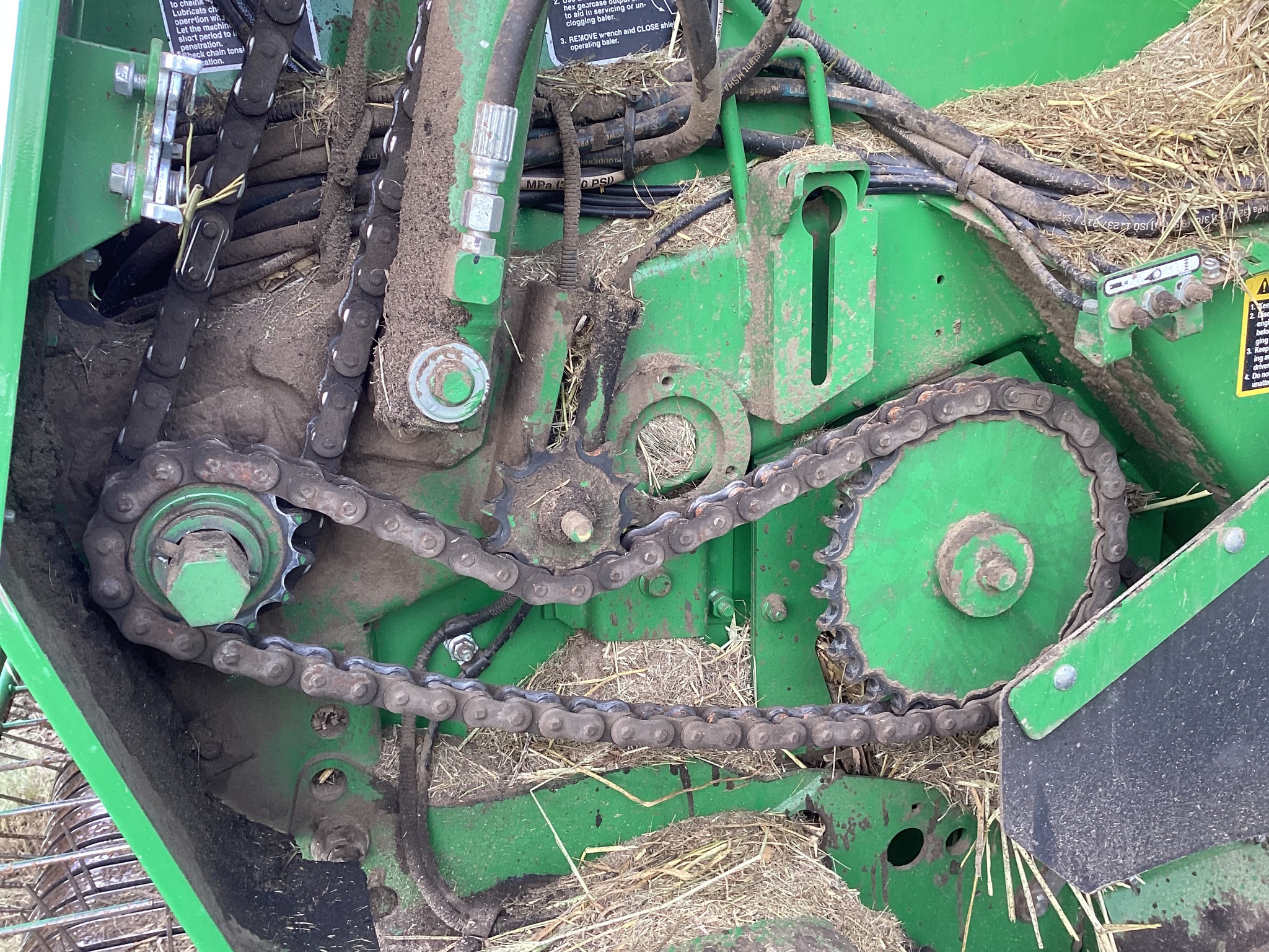 2024 John Deere 561R Image 13