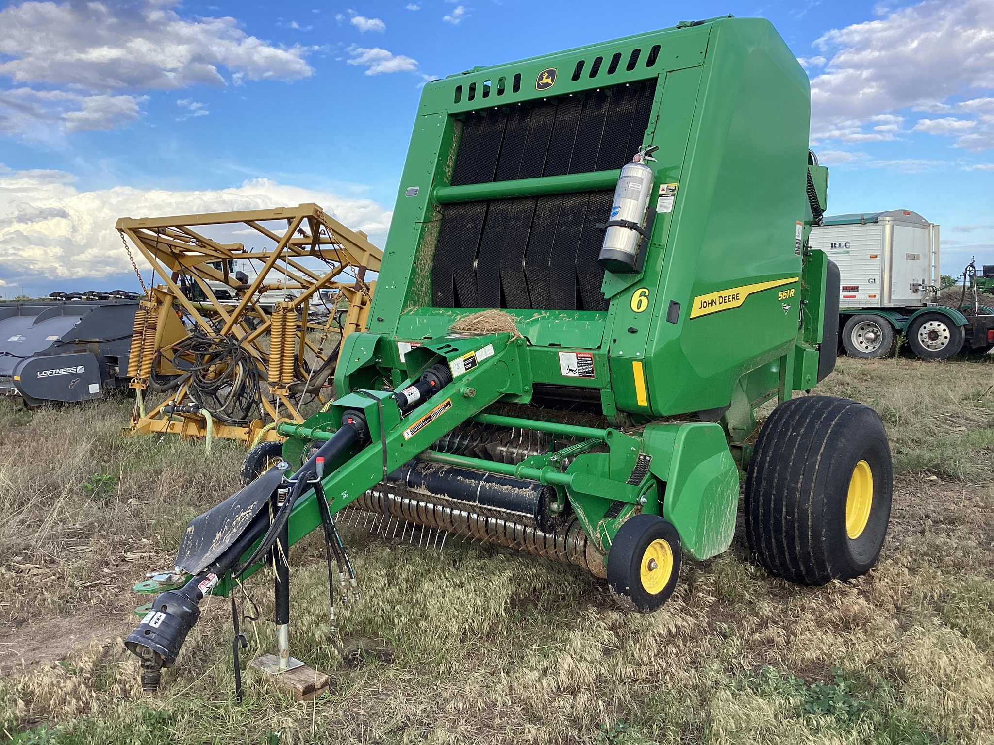 2024 John Deere 561R Image 1