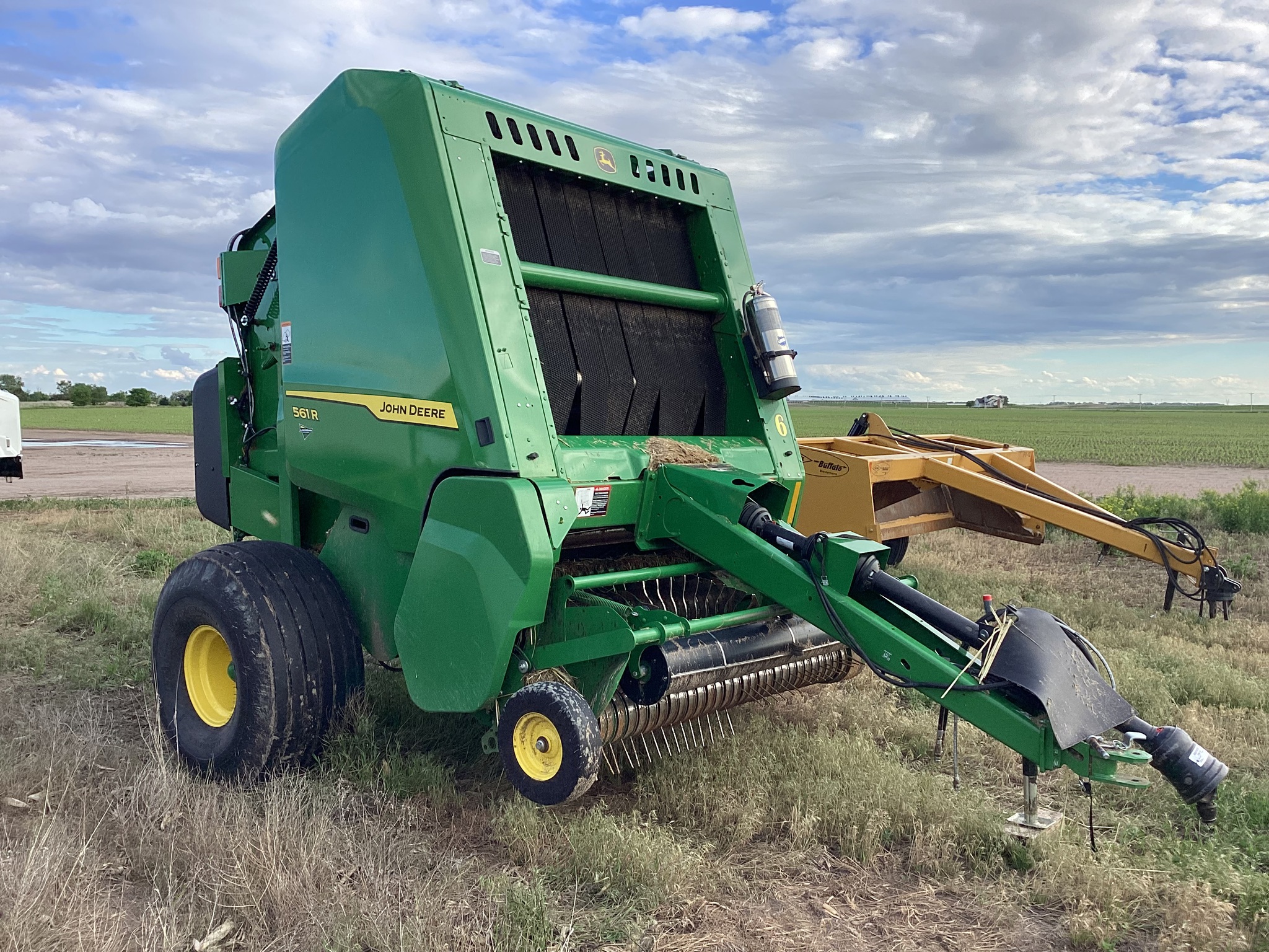 2024 John Deere 561R Image 6