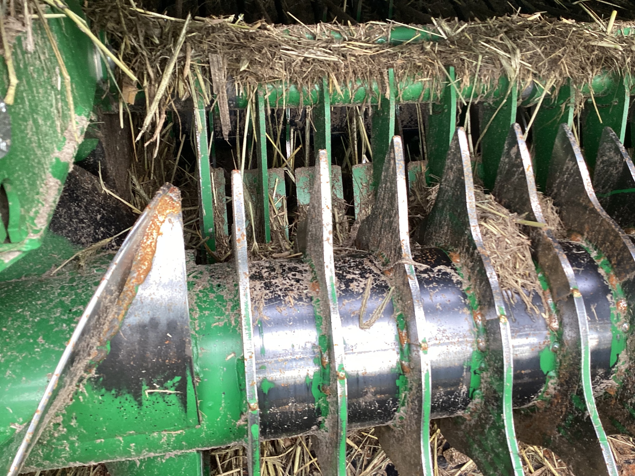 2024 John Deere 561R Image 23