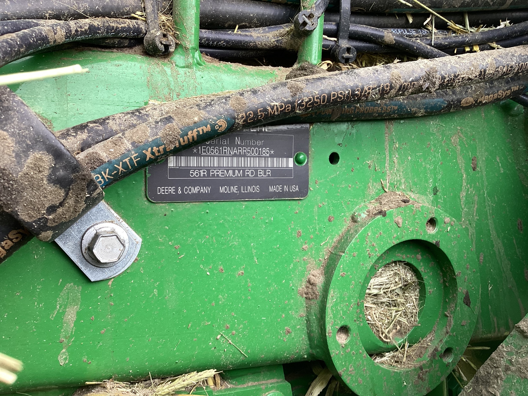 2024 John Deere 561R Image 41