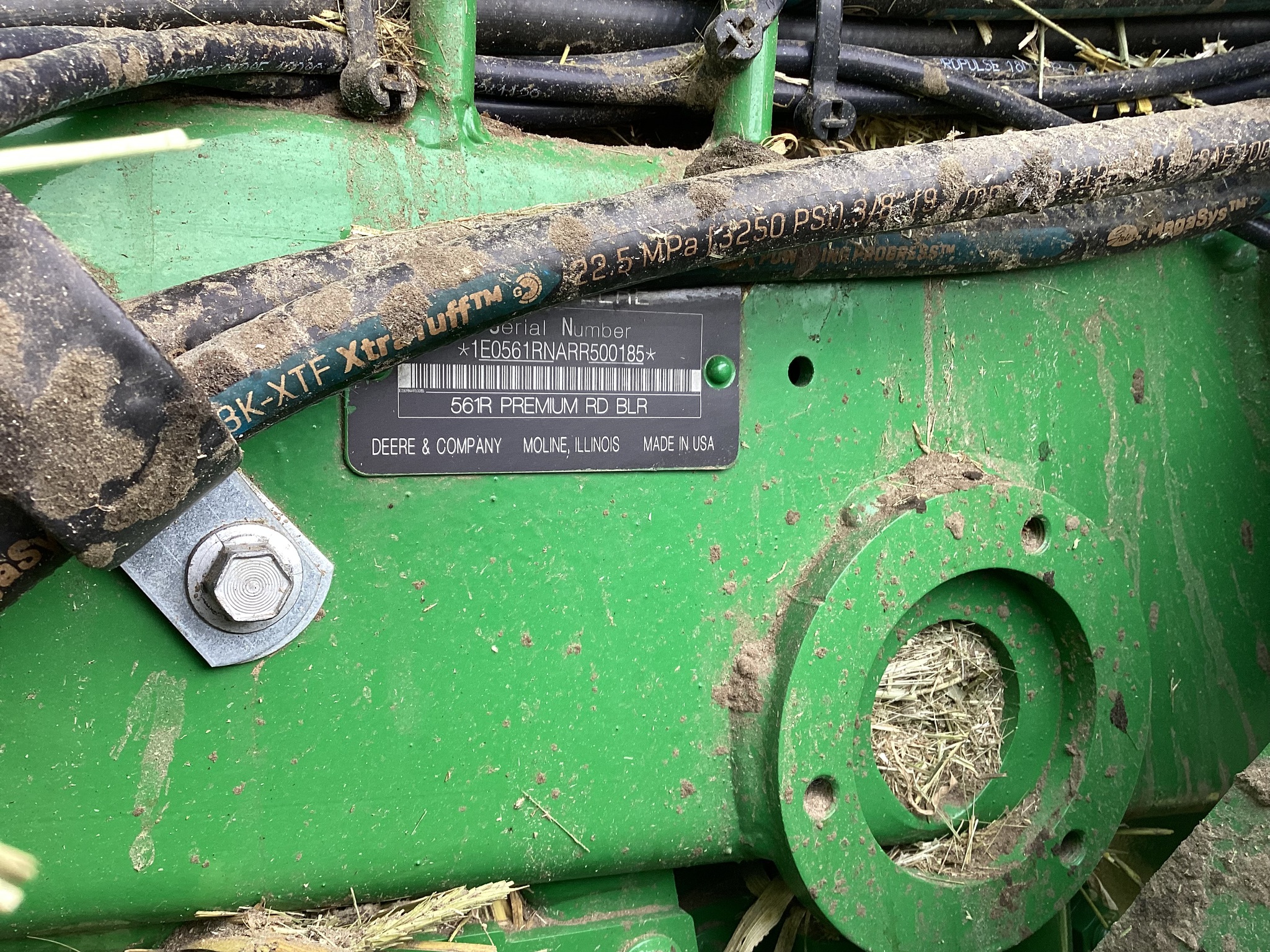 2024 John Deere 561R Image 39