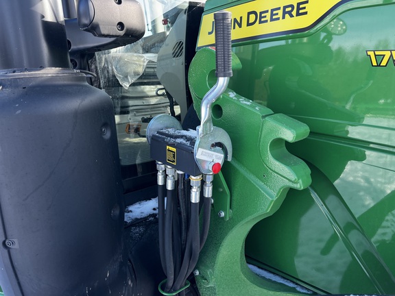 2025 John Deere 6R 175 - Photo20