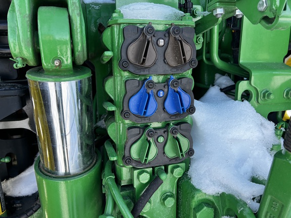 2025 John Deere 6R 175 - Photo23