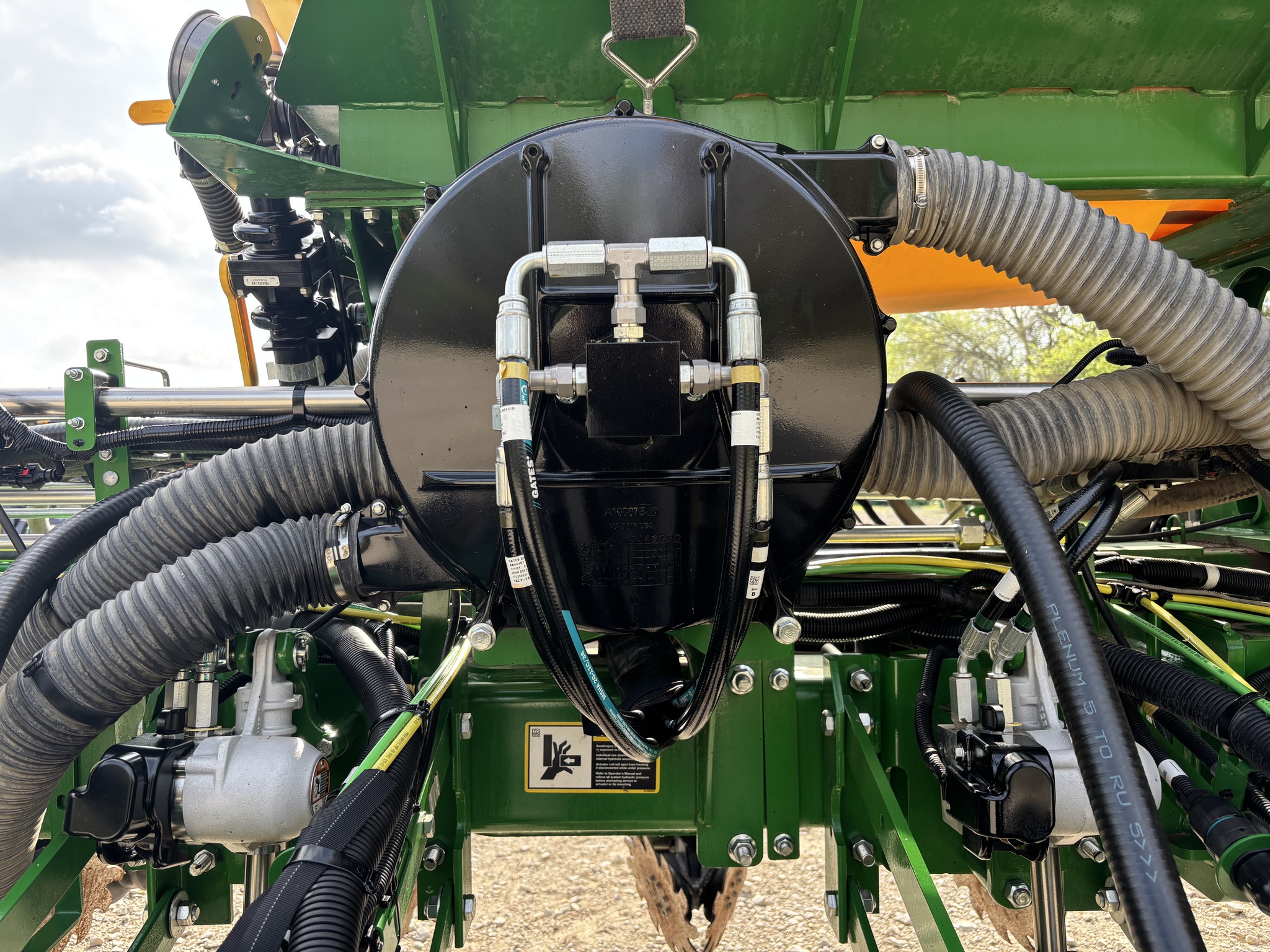  2024 John Deere 1775NT at Heritage Tractor in Atchison, KS