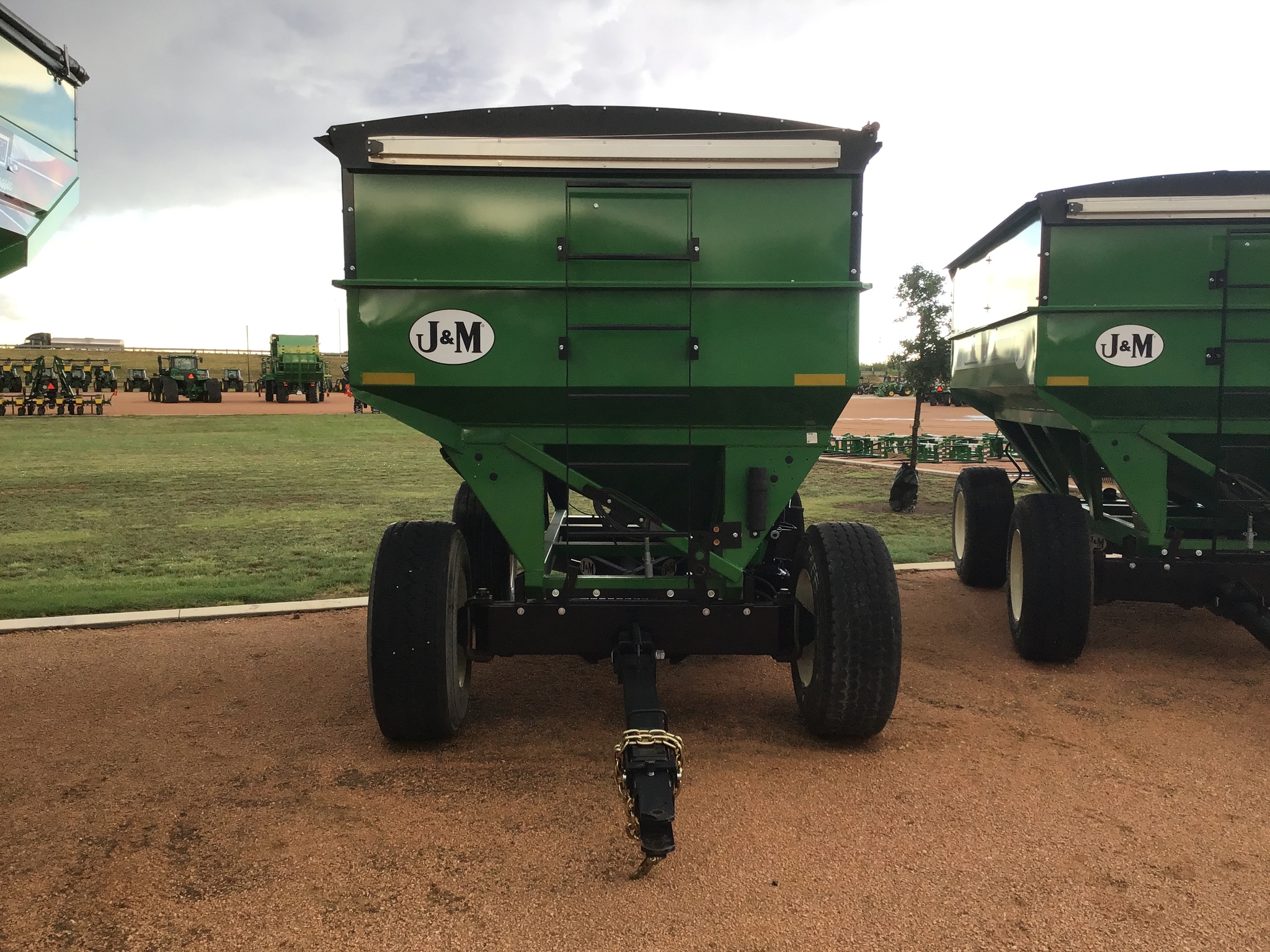 2023 J&M 385SD Image 2