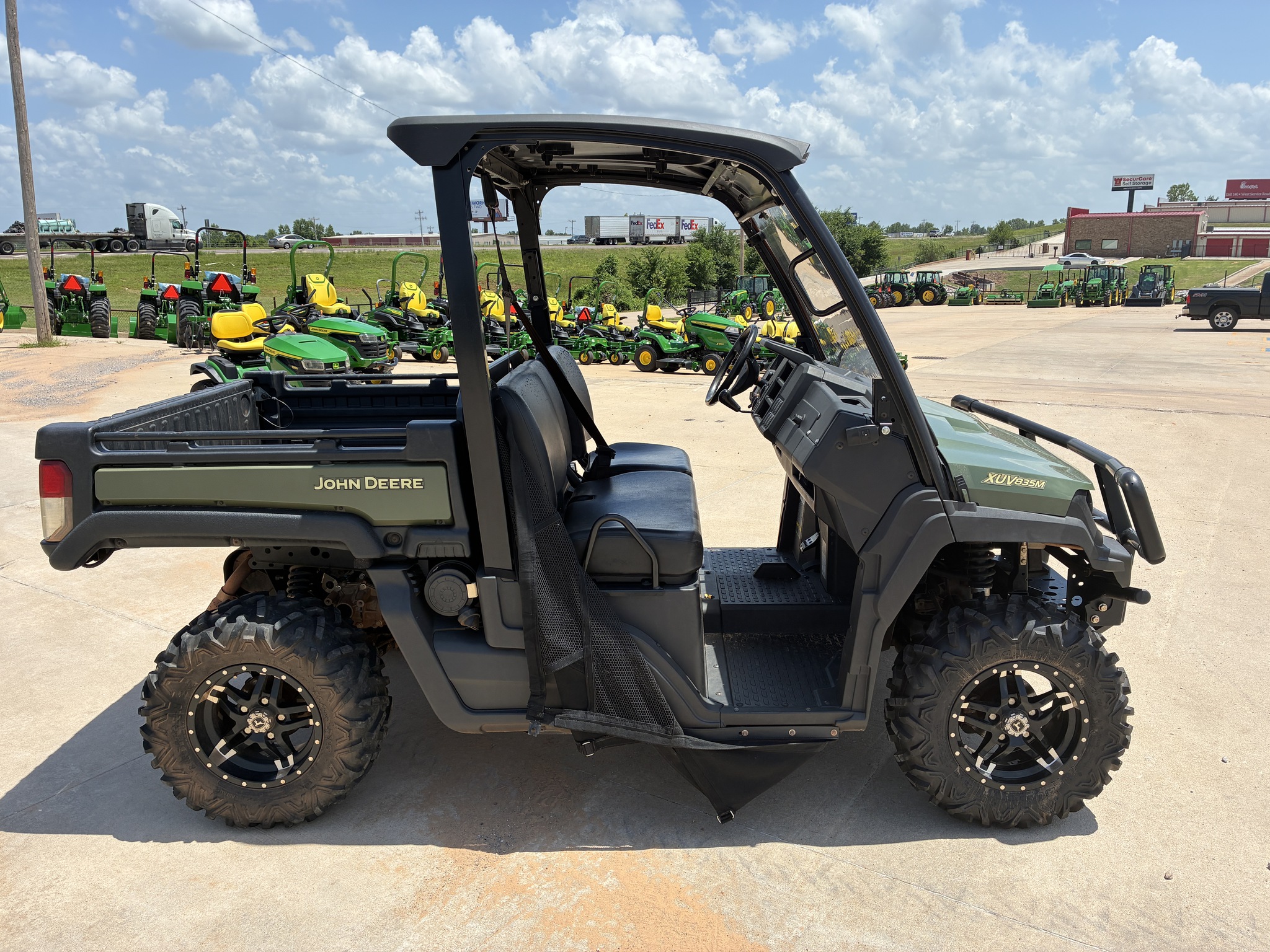 2021 John Deere XUV 835M Image 5