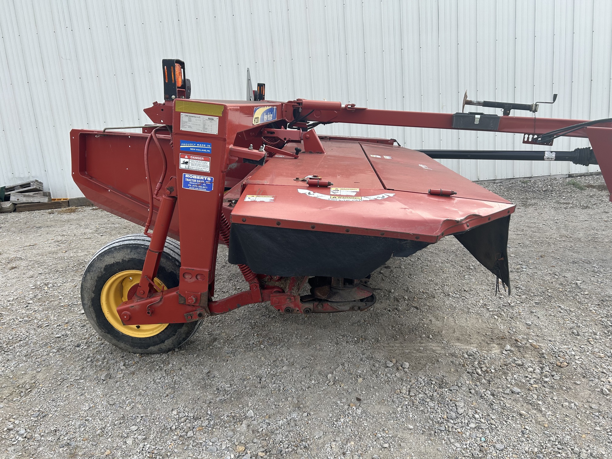  2013 New Holland H7230 at Heritage Tractor in Atchison, KS