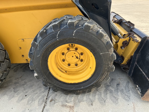 2024 John Deere 324G - Photo12