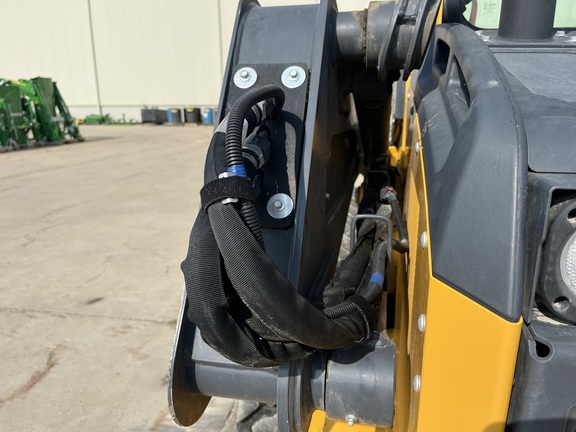 2024 John Deere 324G - Photo26