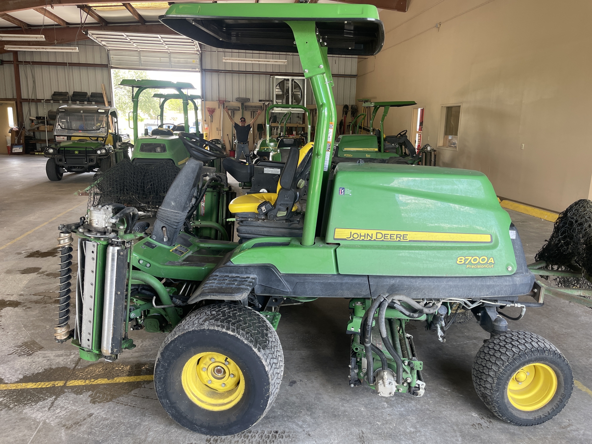 2021 John Deere 8700A Image 1