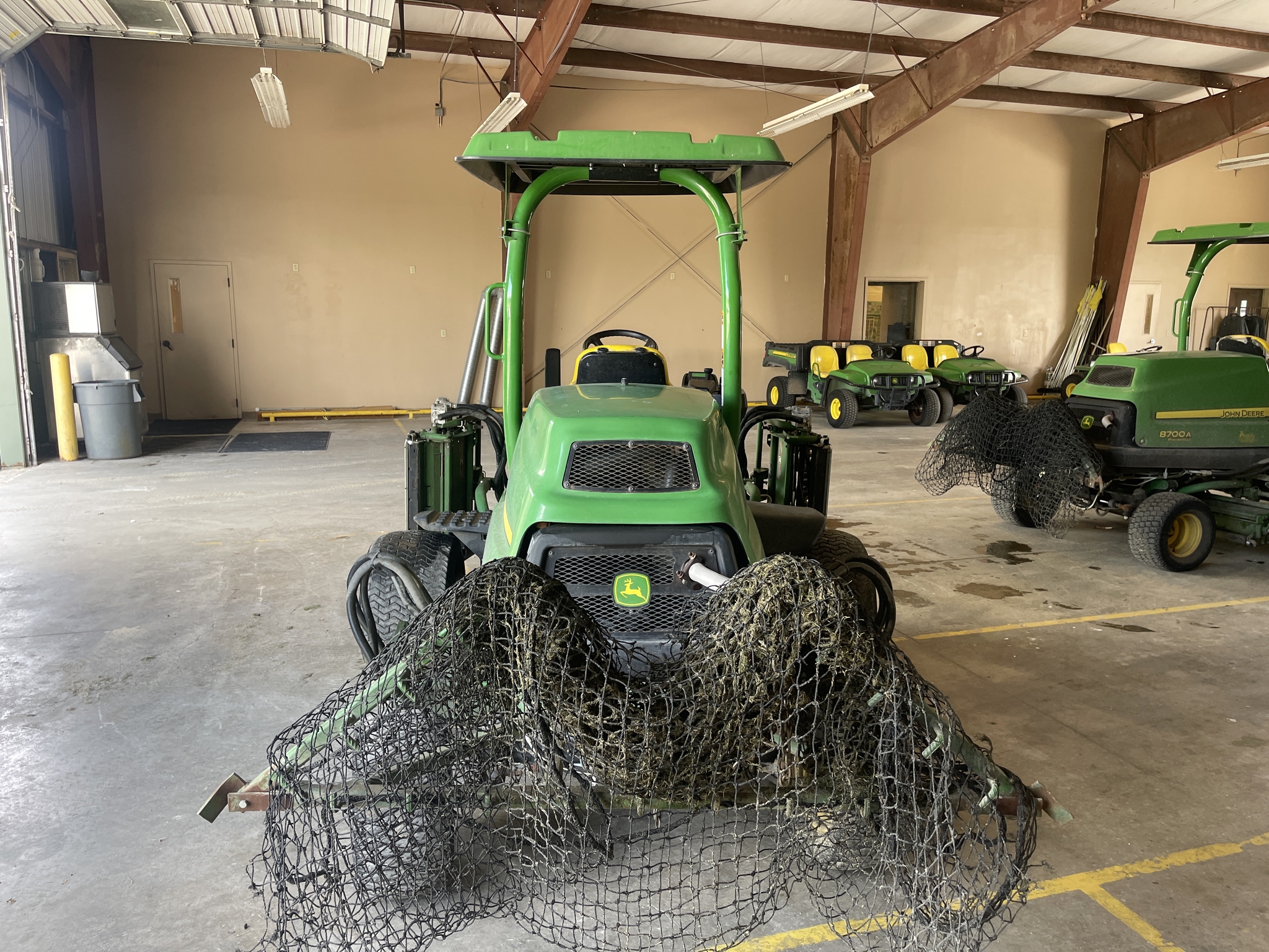 2021 John Deere 8700A Image 8
