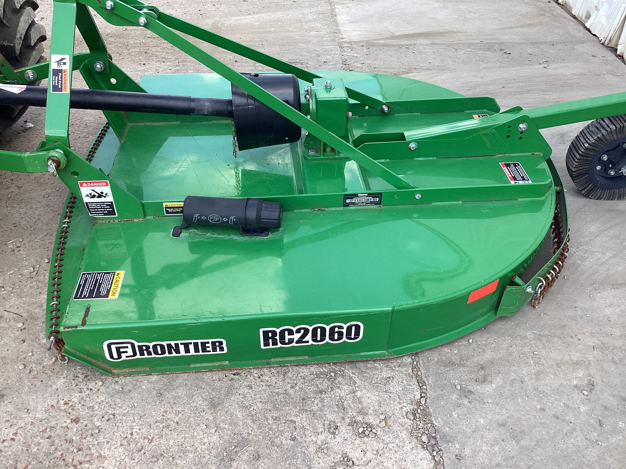 2022 John Deere 3025D Image 26