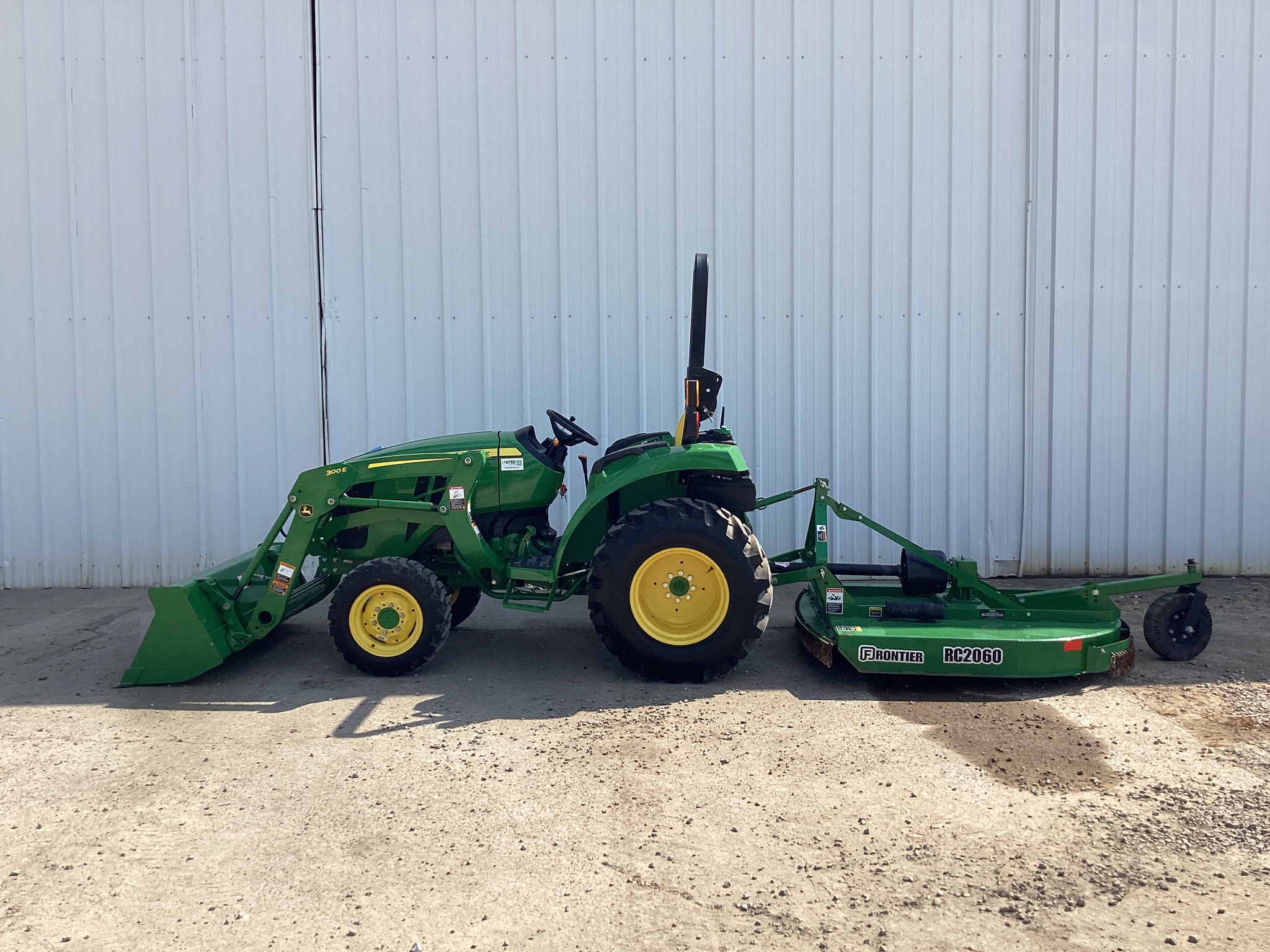2022 John Deere 3025D Image 1