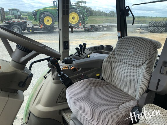 Photo of 2022 John Deere 5125R