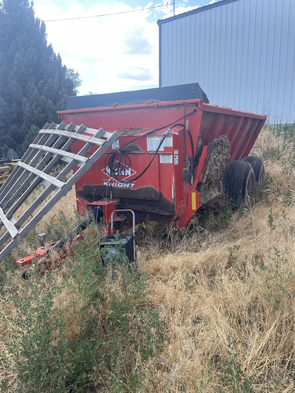 2014 Kuhn Knight 8124 Image 2