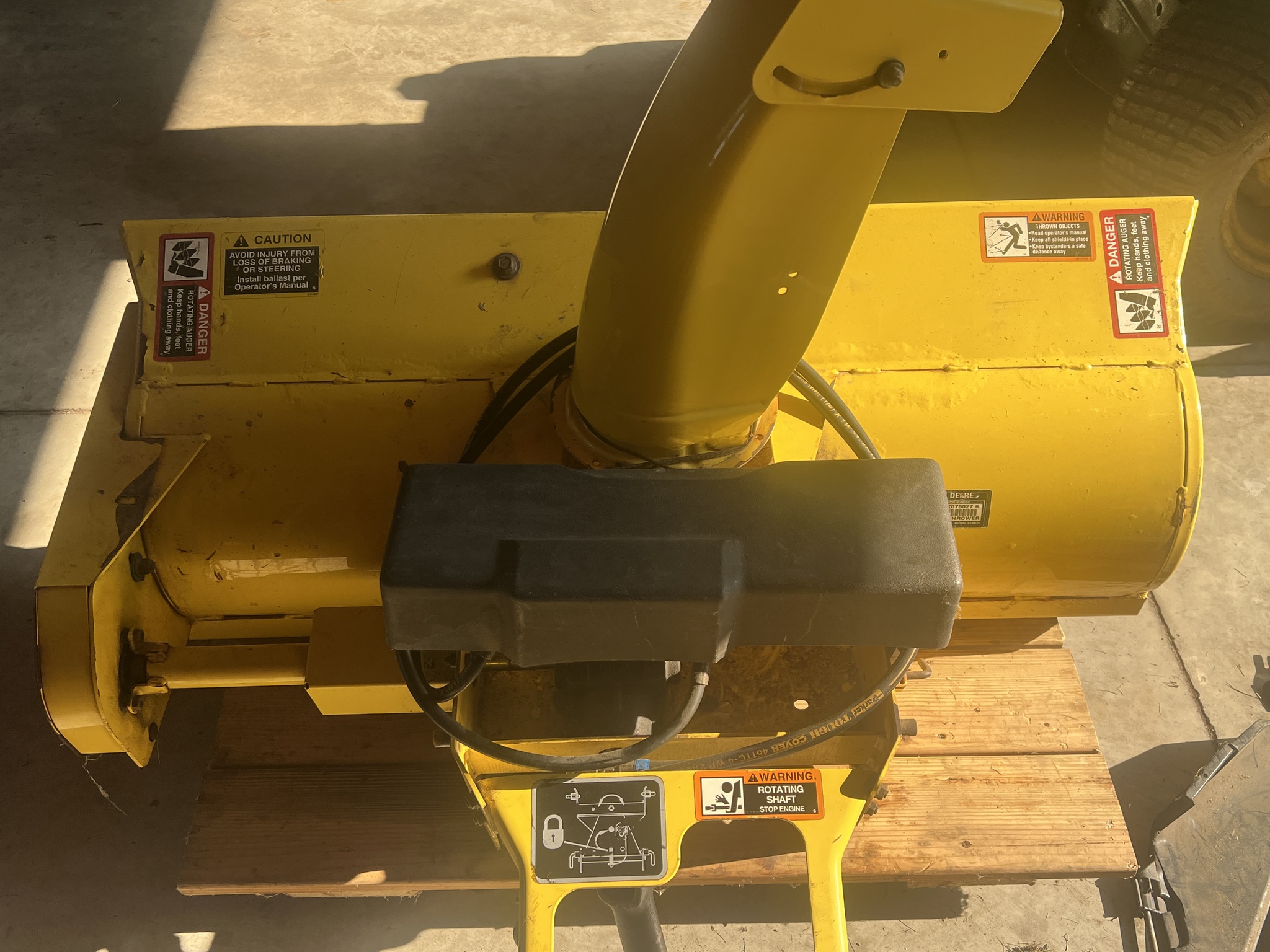 1998 John Deere 425 Image 14