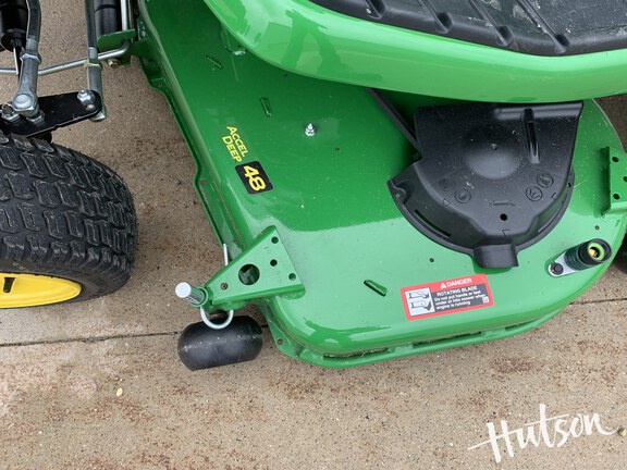 Photo of 2025 John Deere X394