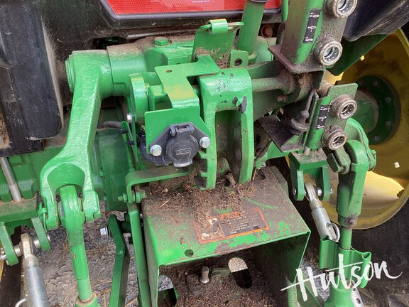 Photo of 2022 John Deere 5065E