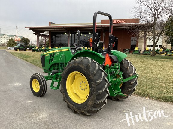 Photo of 2022 John Deere 5065E