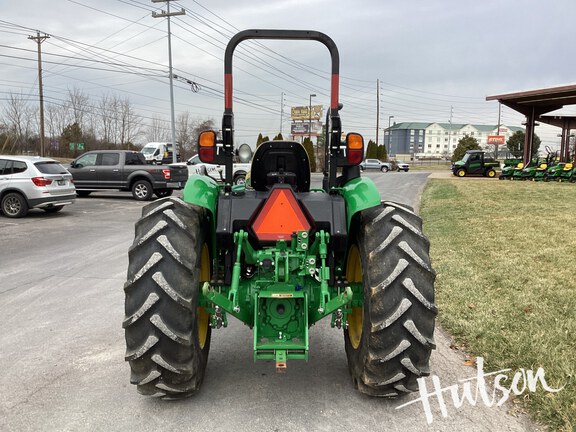 Photo of 2022 John Deere 5065E