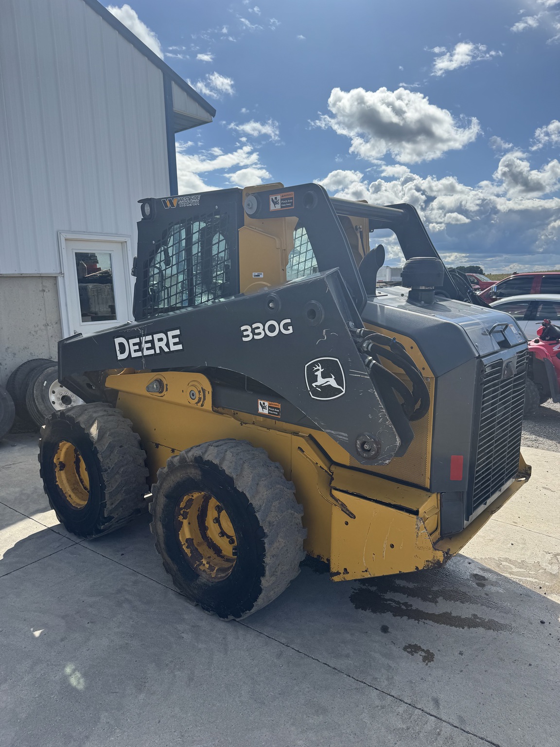 2018 John Deere 330G Image 4