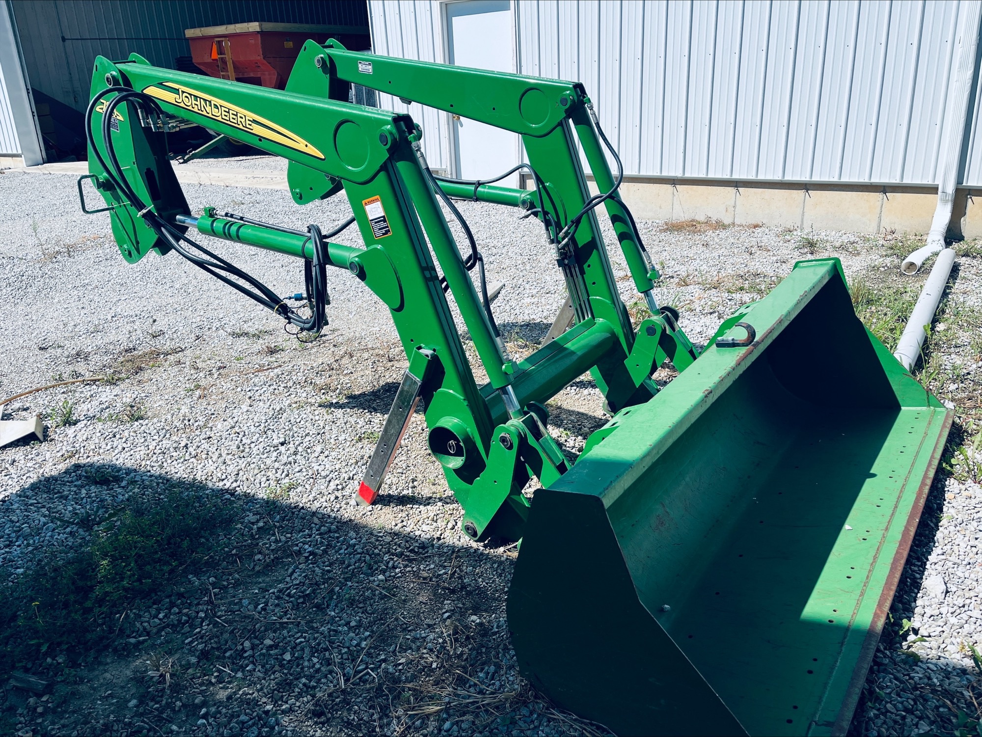 2004 John Deere 721 Image 1