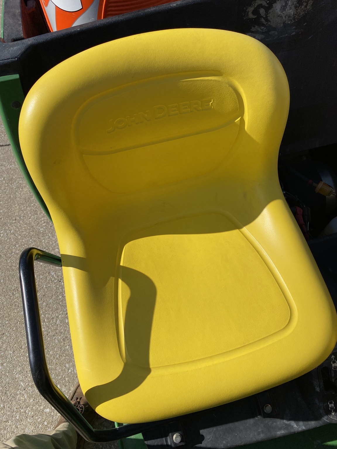 2004 John Deere CS GATOR Image 12