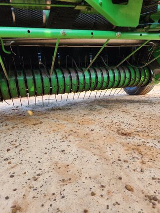 2002 John Deere 557 Photo 9