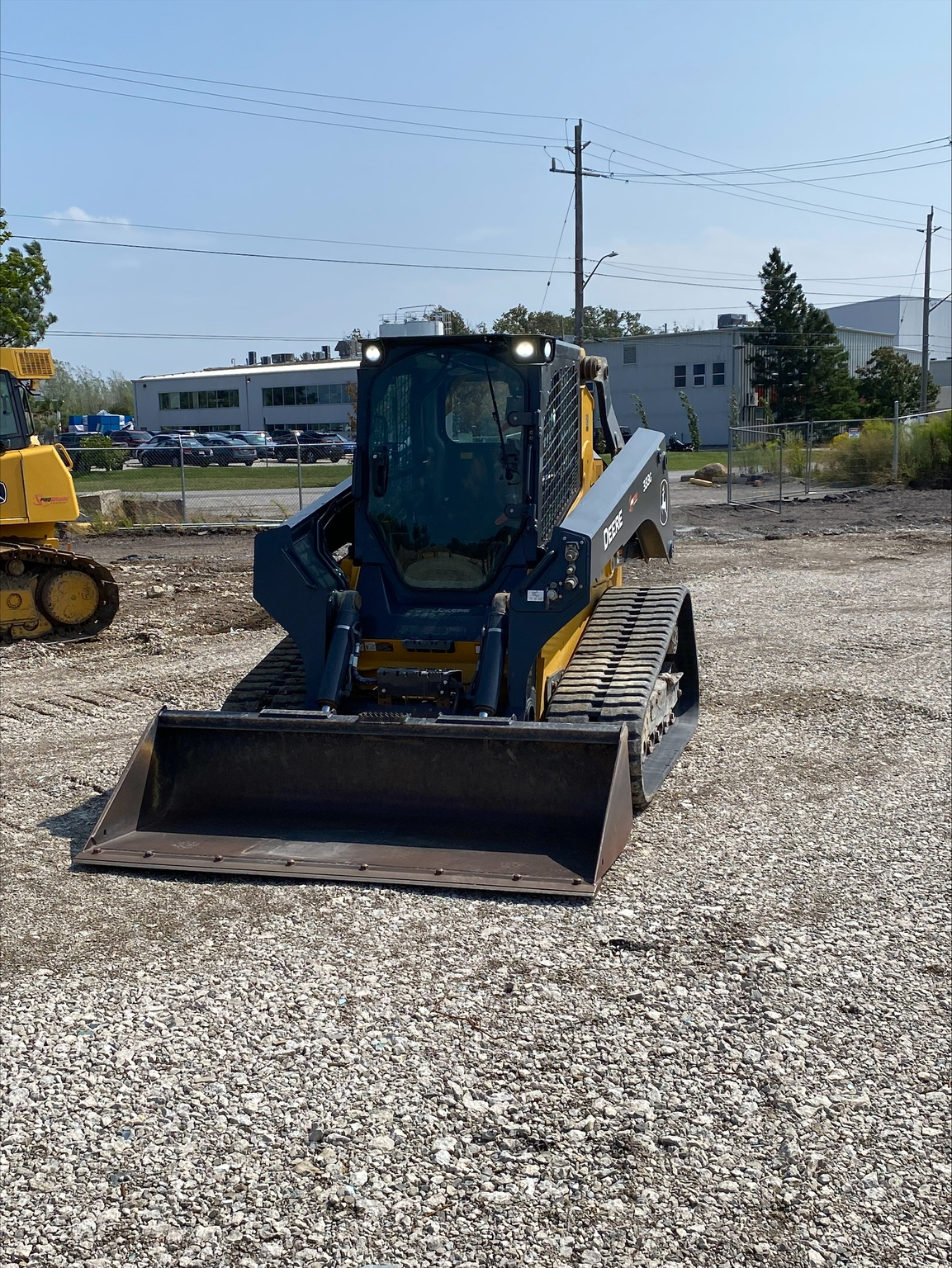 2020 John Deere 333G Image 2