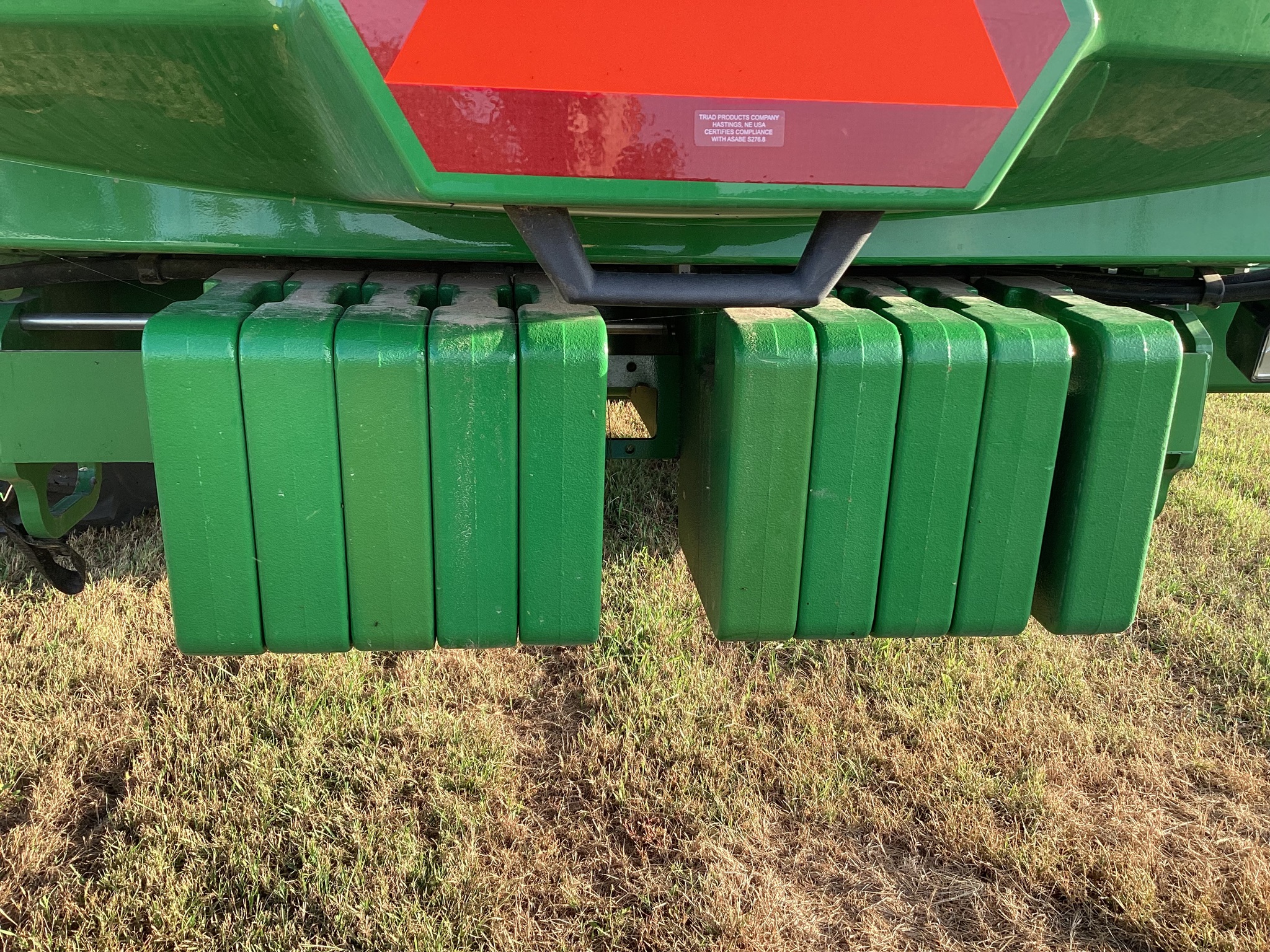 2024 John Deere W235R Image 33