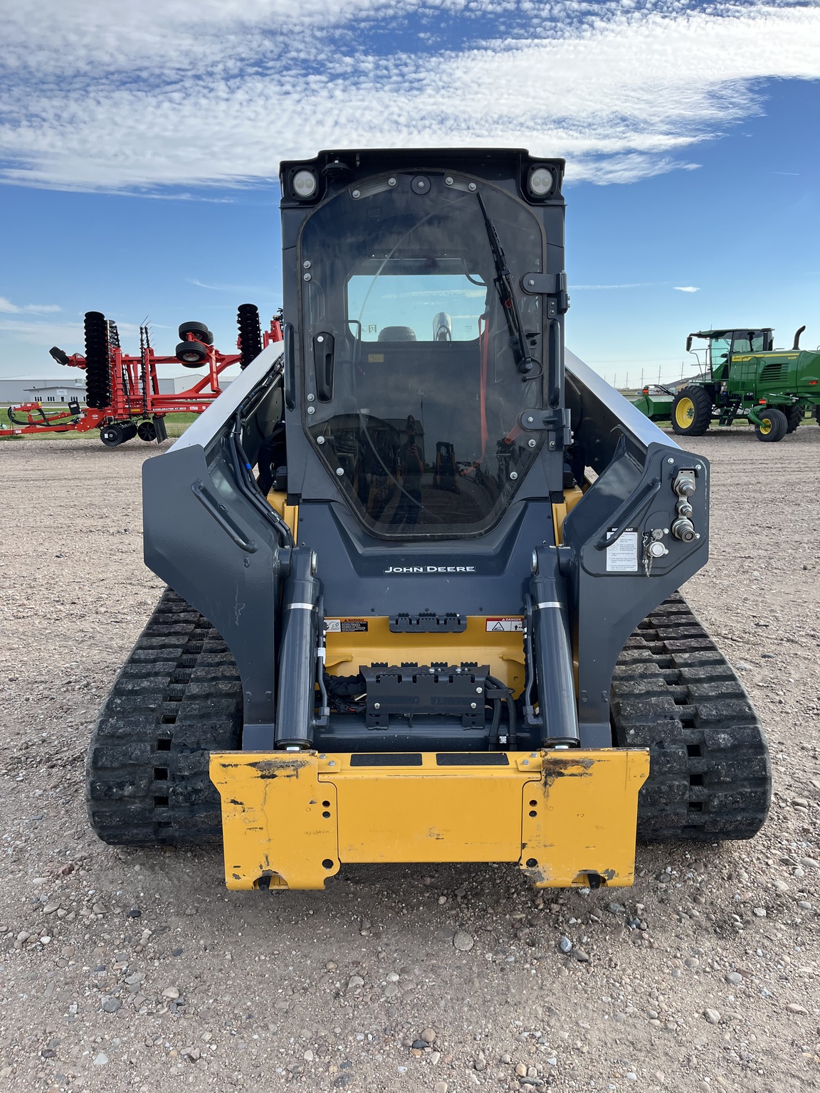 2023 John Deere 333G Image 2