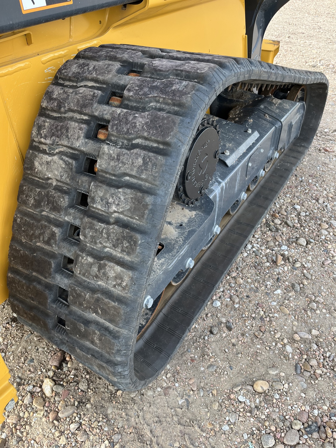 2023 John Deere 333G Image 9