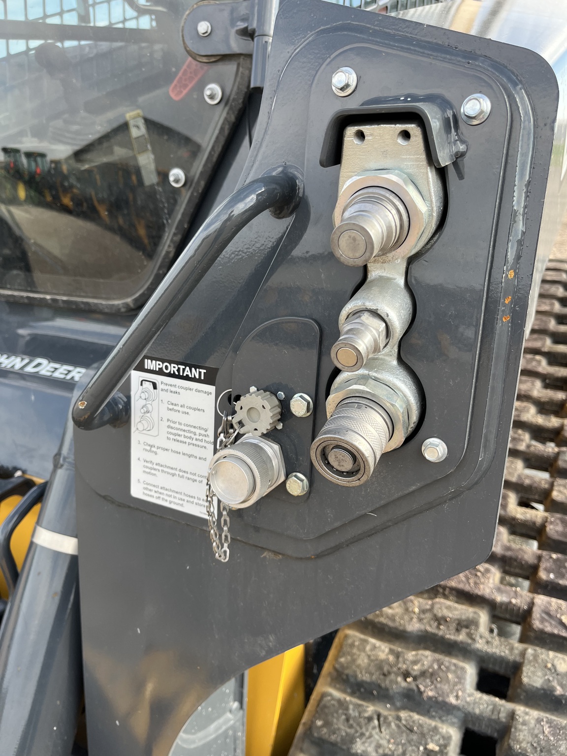 2023 John Deere 333G Image 13