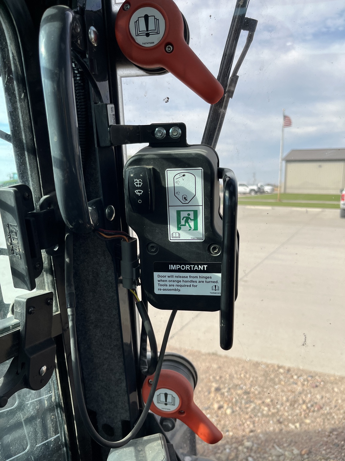 2023 John Deere 333G Image 18