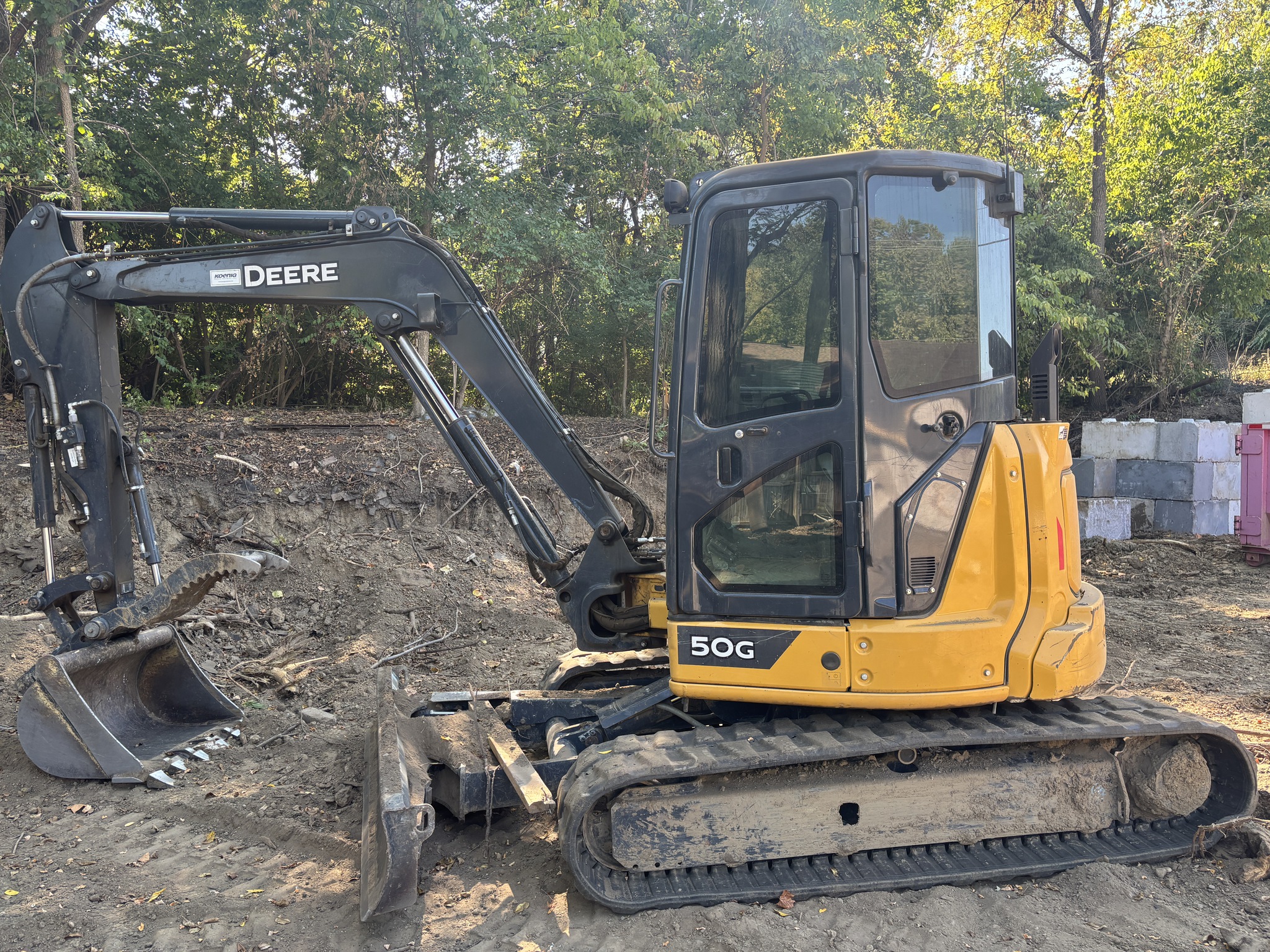 Used 2022 John Deere 50G Compact Excavators at Koenig Equipment in Germantown, OH - PhotoXL0