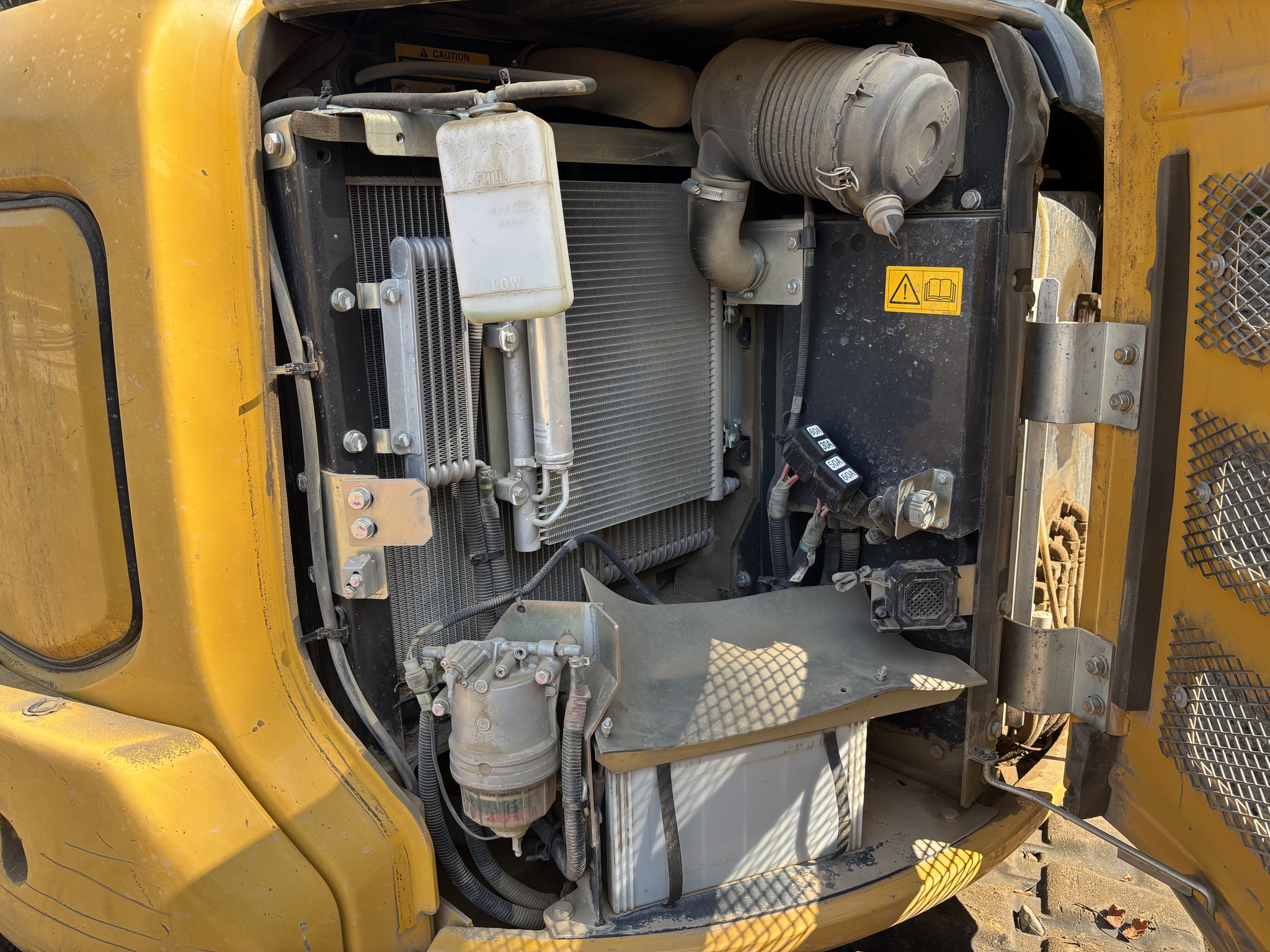 Used 2022 John Deere 50G Compact Excavators at Koenig Equipment in Germantown, OH - PhotoXL14