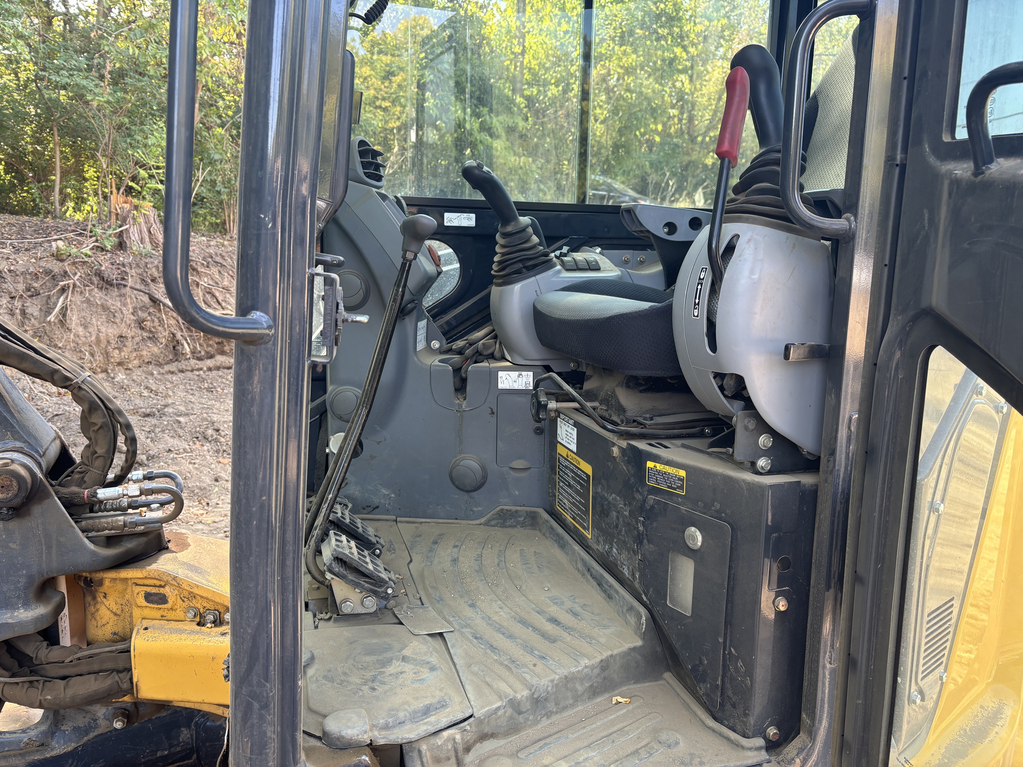 Used 2022 John Deere 50G Compact Excavators at Koenig Equipment in Germantown, OH - PhotoXL20