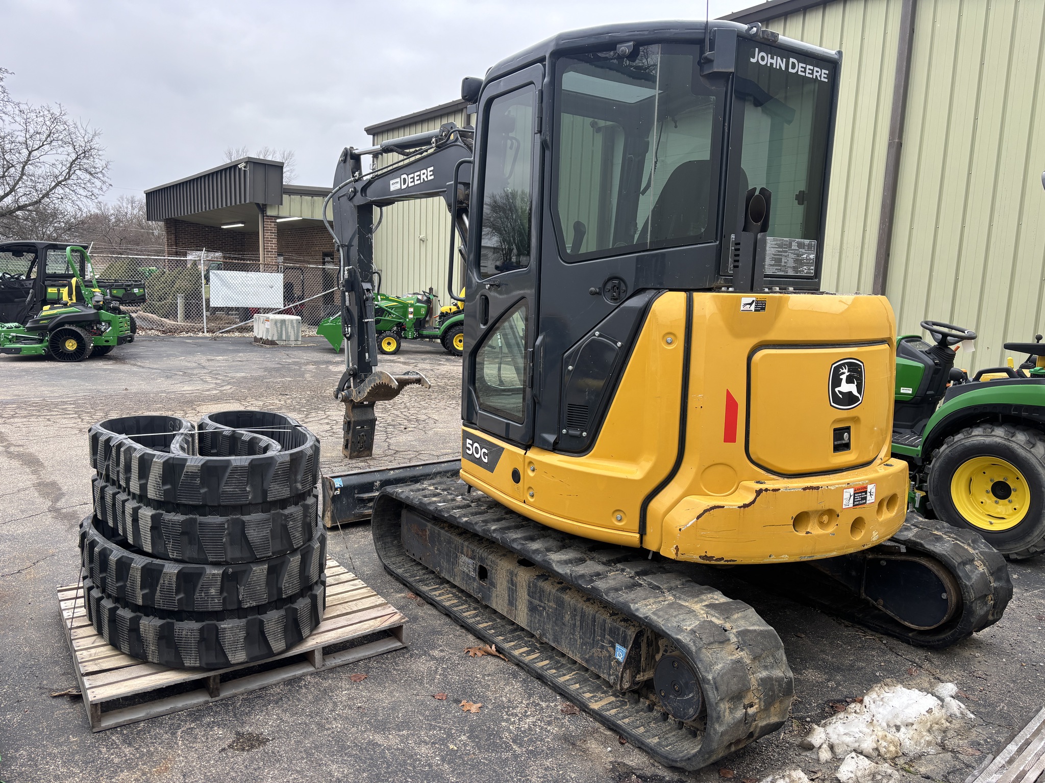 Used 2022 John Deere 50G Compact Excavators at Koenig Equipment in Germantown, OH - PhotoXL3