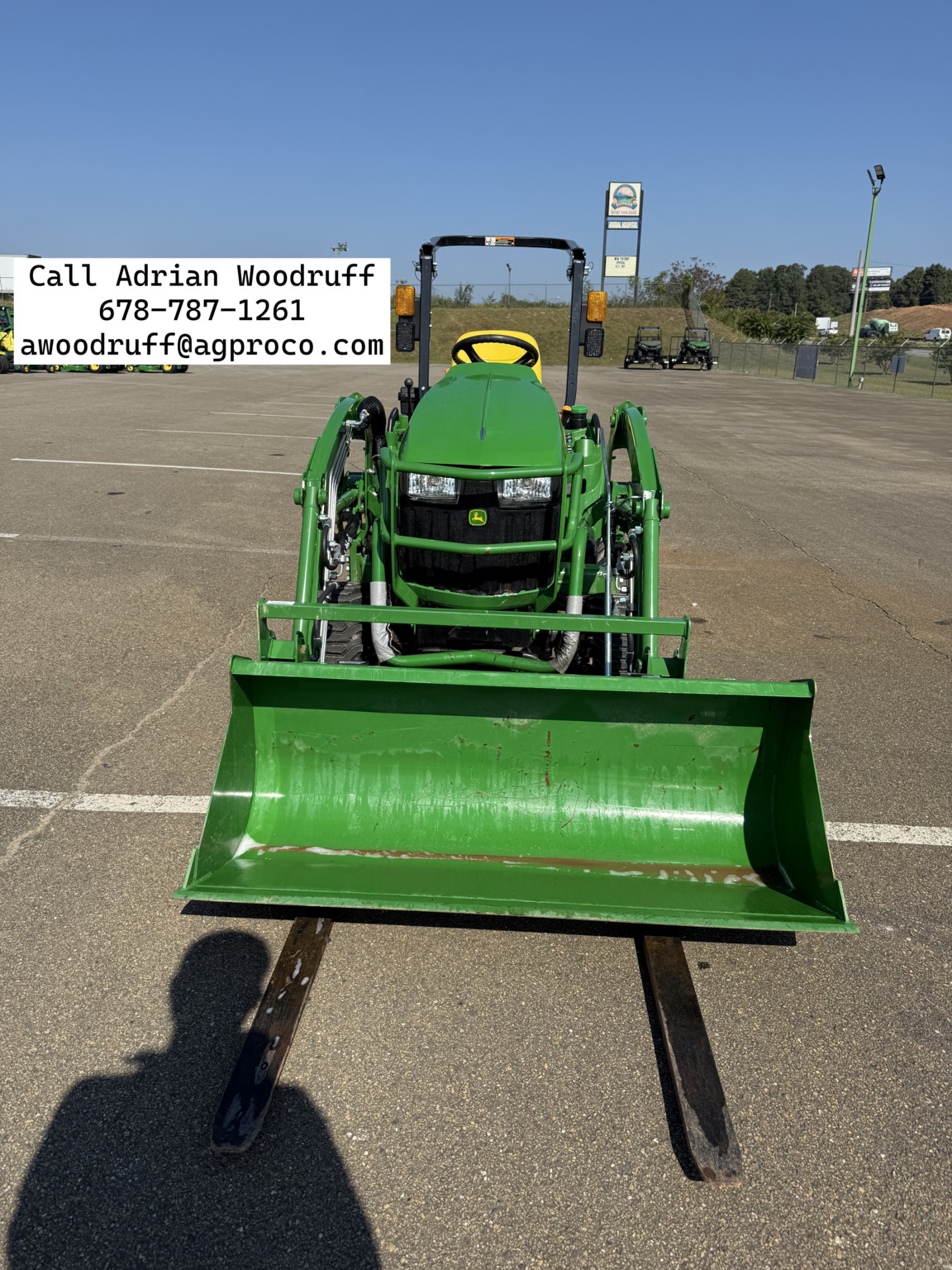 2024 John Deere 1023E Image 6