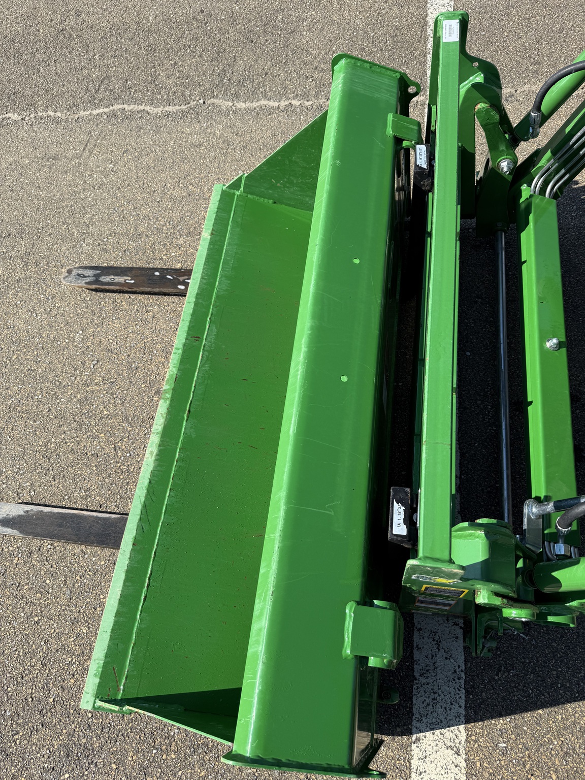 2024 John Deere 1023E Image 13
