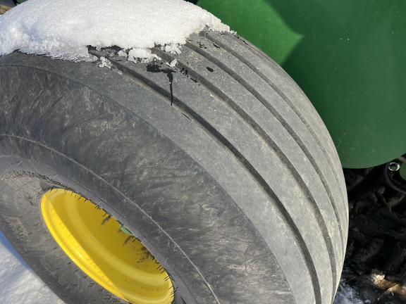 2024 John Deere 561R - Photo13